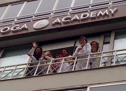 YOGA ACADEMY ALSANCAK YENİLENDİ!!